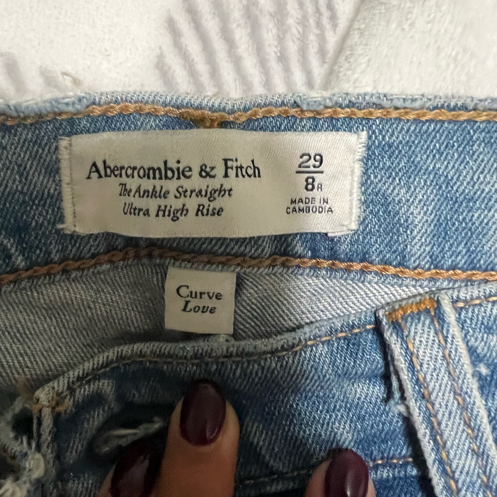 Abercrombie Ankle Straight Ultra High Rise Jeans
